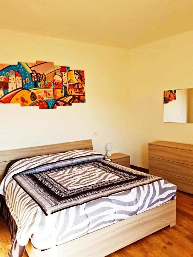 Apartamento Borgo Nel Tempo Collestatte Exterior foto